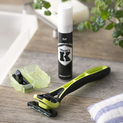 Dao Cạo Râu Thân Nhựa 5 Lưỡi Kép Kai Xfit 000GA0042 (Set 1 Thân + 2 Dao + 1 Tạo Bọt Mini)