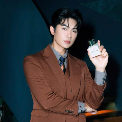 Nước Hoa Unisex Nishane Hacivat Extrait De Parfum  100ml