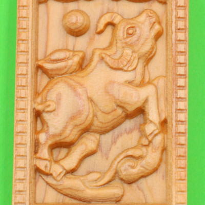 Mặt gỗ ngọc am - 12 con giáp - khắc hình tuổi Sửu MGCG6