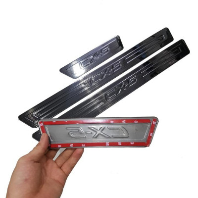 BỘ SẢN PHẨM Nẹp bước chân và ốp chống trầy cốp Mazda CX5, CX-5 2018 - Mẫu Titan
