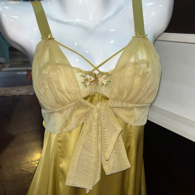 Váy Ngủ D612 Lụa Quảng Châu Cao Cấp Cột Nơ Hở Lưng Xinh Xắn