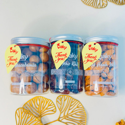 Quà Tặng Oaky - Combo Hạt Dinh Dưỡng Cao Cấp Hạnh Nhân, Hạt Macca, Nho Khô - Tặng Túi Giấy Sang Trọng