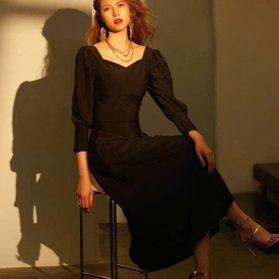 Chân váy chữ A xoè midi dài qua gối Vĩ Dạ SKI039 thời trang thiết kế Hity