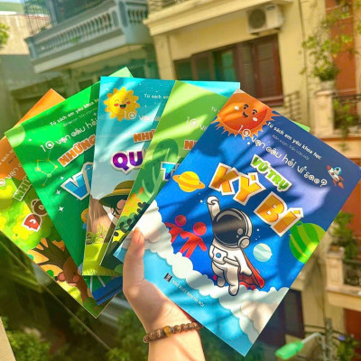 Sách- Vũ Trụ Kỳ Bí trong bộ 10 Vạn Câu Hỏi Vì Sao - Tủ sách Em yêu Khoa học (Phiên bản mới nhất)