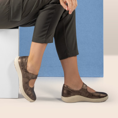 Giày búp bê sức khoẻ nữ Aetrex Erica Bronze - giày bít đế đệm, giảm đau chân