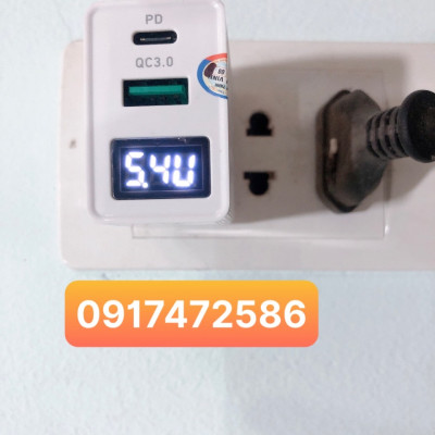 Củ sạc nhanh Ham mer H09 công suất 18W, PD & Quick Charge 3.0A, có LCD hiển thị dòng điện, Hàng chính hãng bảo hành 12 tháng