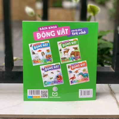 Sách- Bách Khoa Động Vật Dành Cho Trẻ Nhỏ - Động Vật Tiền Sử
