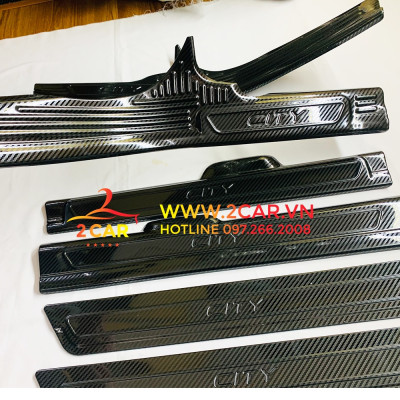 Ốp bậc cửa, nẹp bước chân, chống trầy bậc cốp Carbon xe Honda City 2021-2022 vân cacbon đẹp