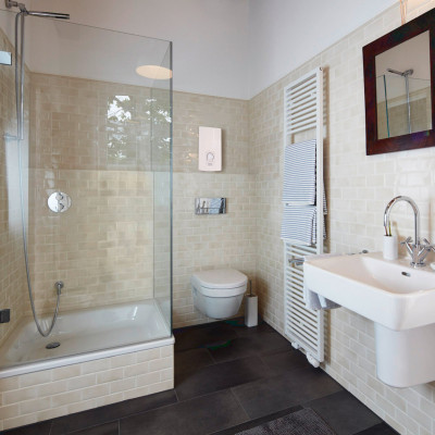 Máy nước nóng trực tiếp CLAGE CEX9 Plus, Chống Giật, Điều Khiển Thông Minh Làm Nước Nóng Trực Tiếp - Hàng Chính Hãng