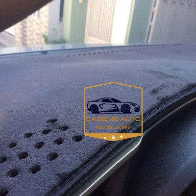 [KIA SONET] Thảm Taplo 3 Lớp Dành Cho Xe KIA SONET, Nhung Lông Cừu Và Da Vân Carbon Cao Cấp - Hàng Chính Hãng