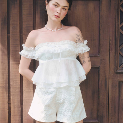 DOTTIE - Quần short xếp ly vải hiệu ứng - Trắng kem - Q0383