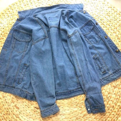 Áo Khoác Jean Nam Mạnh Mẽ Cuốn Hút - Đen Trơn Đính Thông Điệp Bí Ẩn TRA202