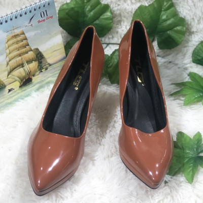 Giày nữ,Giày nữ cao gót hot trend  trẻ trung năng động 21215