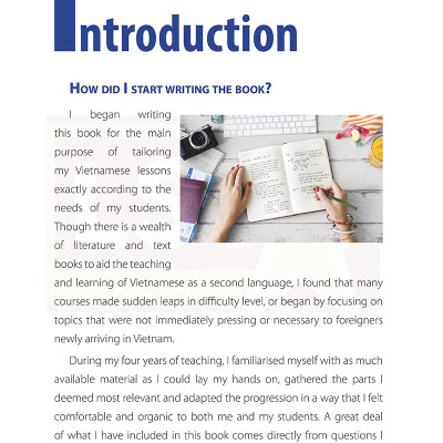 Useful Vietnamese For Expats - 3 (Quét QR Code tại App MCBooks Để Nhận Bộ Quà Tặng) (Quà Tặng: Bút Animal Kute